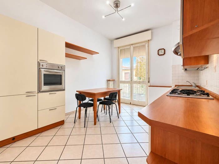 Appartamento con 5 locali in affitto in Via Settembre, Centro, Mantova