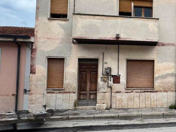 Casa quadrilocale in vendita in Via San Francesco, Centro, Avezzano