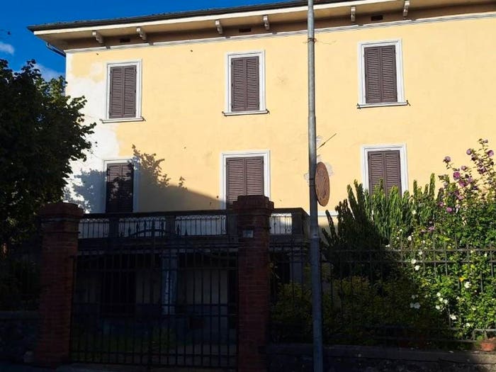 Casa con 6 locali in vendita in Centro, Barga