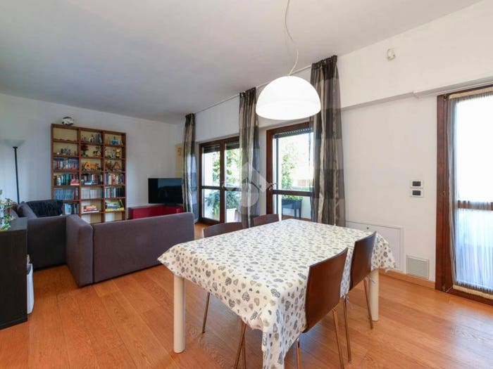 Appartamento trilocale in vendita in Via allende, Desenzano Centro, Desenzano del Garda