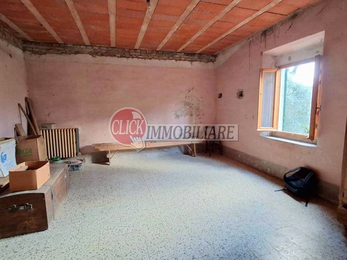 Casa con 6 locali in vendita in Panicaglia, Borgo San Lorenzo