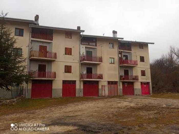 Appartamento trilocale in vendita in Via della Croce, Centro, Gamberale