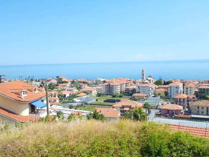 Casa trilocale in vendita in Via Giuseppe Garibaldi, Riva Ligure