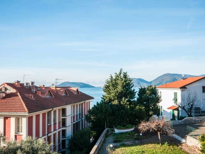 Casa con 6 locali in vendita in via Canata, Lerici Paese, Lerici