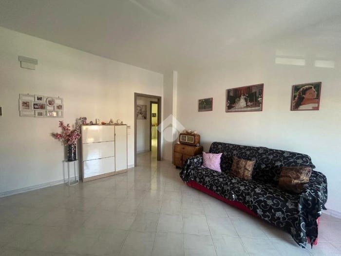 Appartamento trilocale in vendita in VIA VILLAGRAZIA, Villagrazia, Palermo