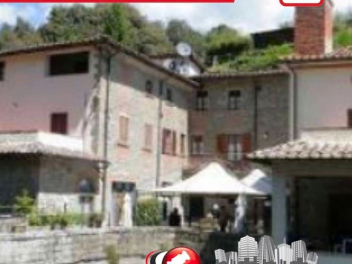 Appartamento bilocale in vendita in Via Ferriera Loro Ciuffenna AR Italia, Centro, Loro Ciuffenna