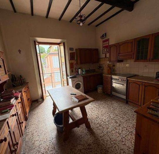 Appartamento quadrilocale in vendita in Via Cassia Nord, Monteriggioni