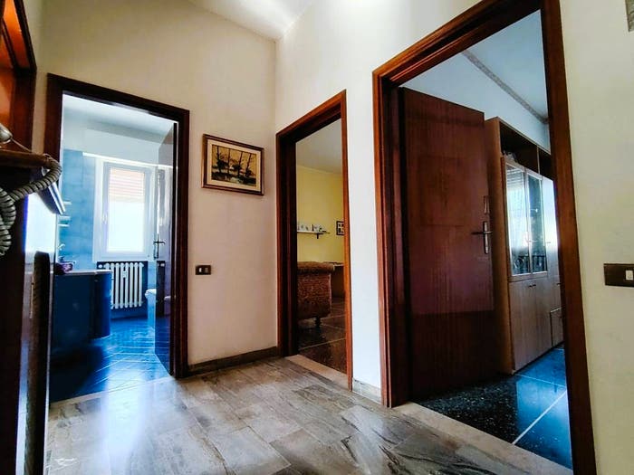 Appartamento con 5 locali in vendita in Via Alfonso Torreggiani, Centro, Budrio