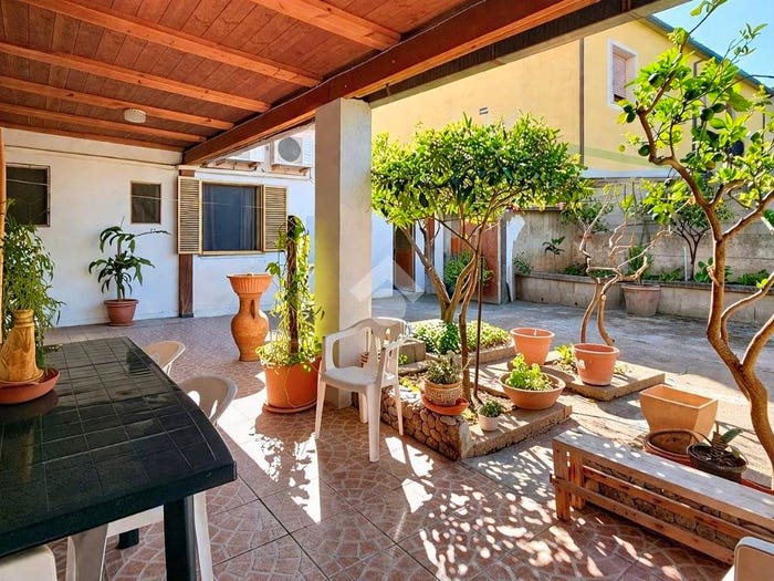 Appartamento con 5 locali in vendita in Via Antonio Pacinotti, Viale Aldo Moro Ospedale Vecchio, Olbia