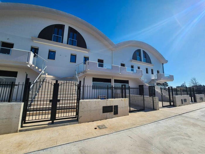 Casa quadrilocale in vendita in Via dei Tulipani, Lido Campomarino, Campomarino