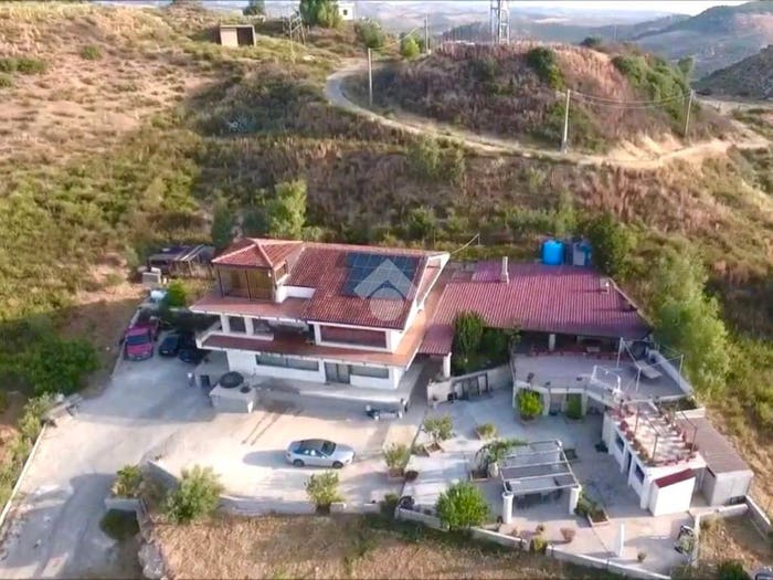 Casa con 6 locali in vendita in Contrada Magliacane, Belcastro