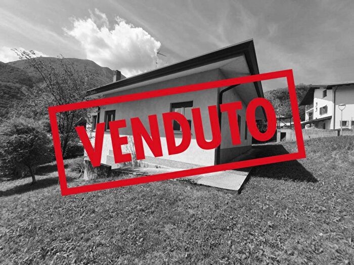 Casa trilocale in vendita in Via Tramba, Somplago, Cavazzo Carnico