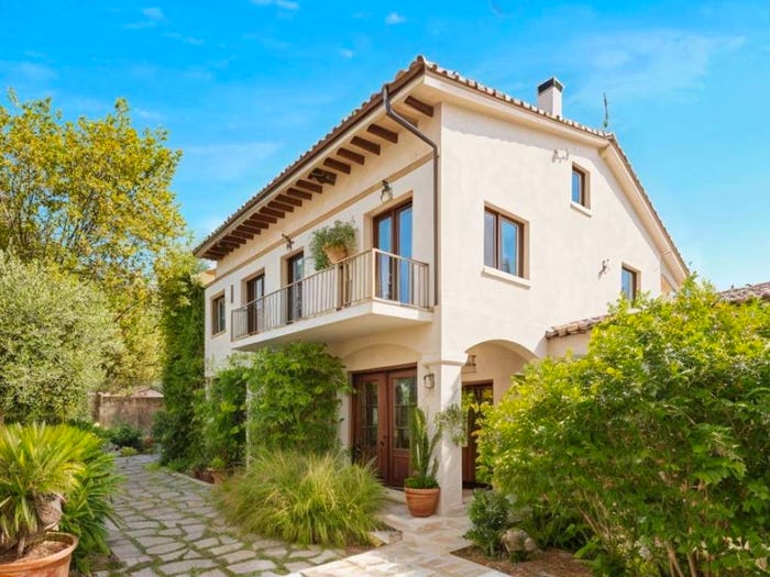 Casa con 6 locali in vendita in Via Lorenzo dei Medici, Vittoria Apuana, Forte dei Marmi