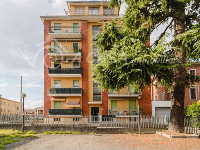 Appartamento quadrilocale in vendita in via ravasini, Centro, Felino