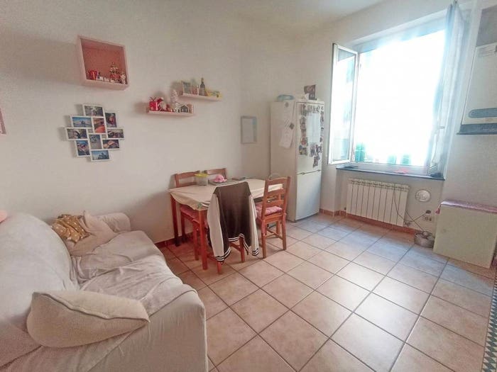 Appartamento bilocale in affitto in Via Evangelista Torricelli, Borgoratti, Genova