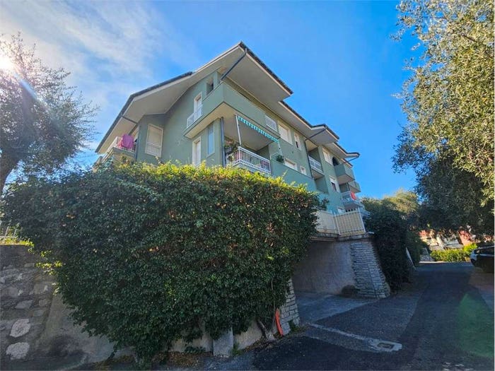 Appartamento trilocale in vendita in Via Giuseppe Mazzini, Centro, San Bartolomeo al Mare