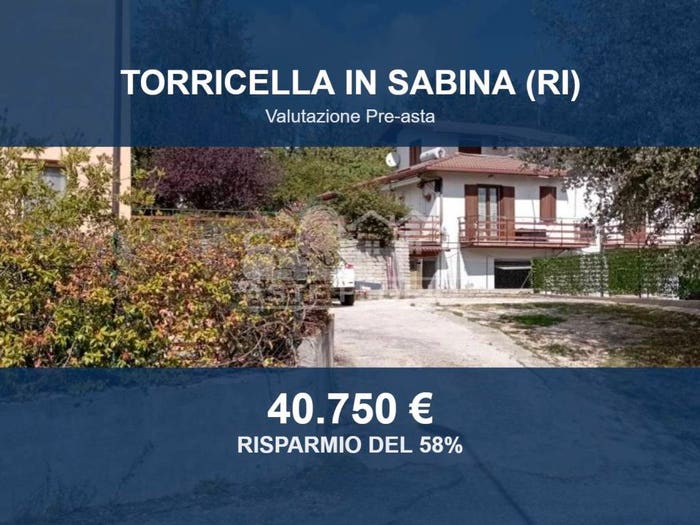 Casa con 5 locali in vendita in Via Colle Agnelone snc, Centro, Torricella in Sabina