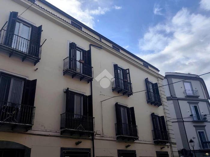 Appartamento trilocale in affitto in Via Vincenzo Crispo, Centro Storico Corso Trieste, Caserta