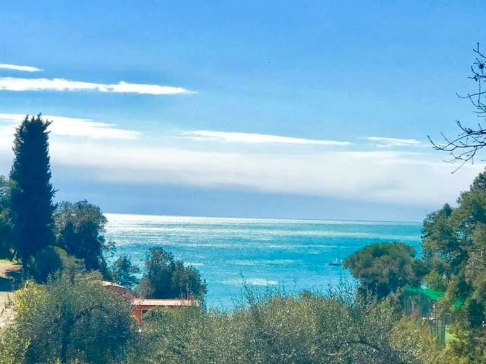 Appartamento bilocale in vendita in Pugliola Solaro, Lerici