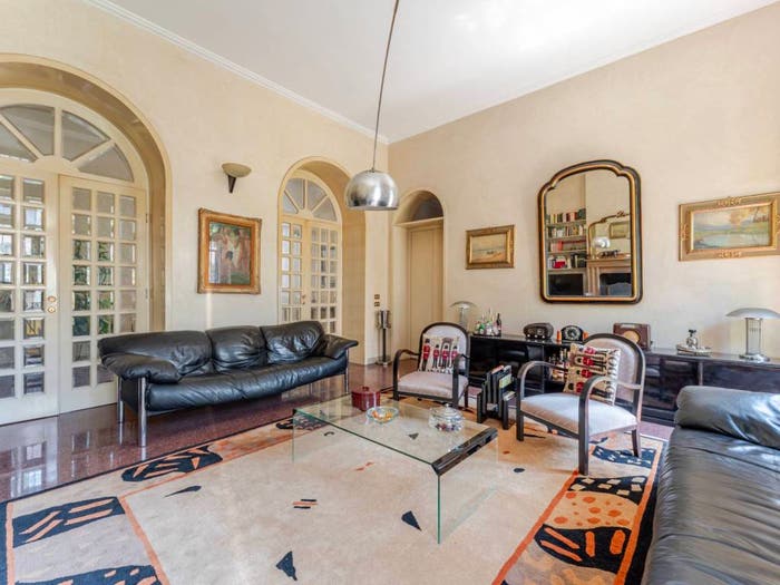 Appartamento con 6 locali in vendita in Via Serviliano Lattuada, Porta Romana Medaglie d'Oro, Milano
