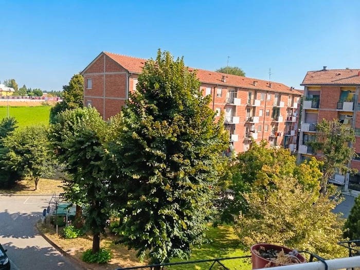 Appartamento trilocale in vendita in Via Guglielmo Marconi, Binasco