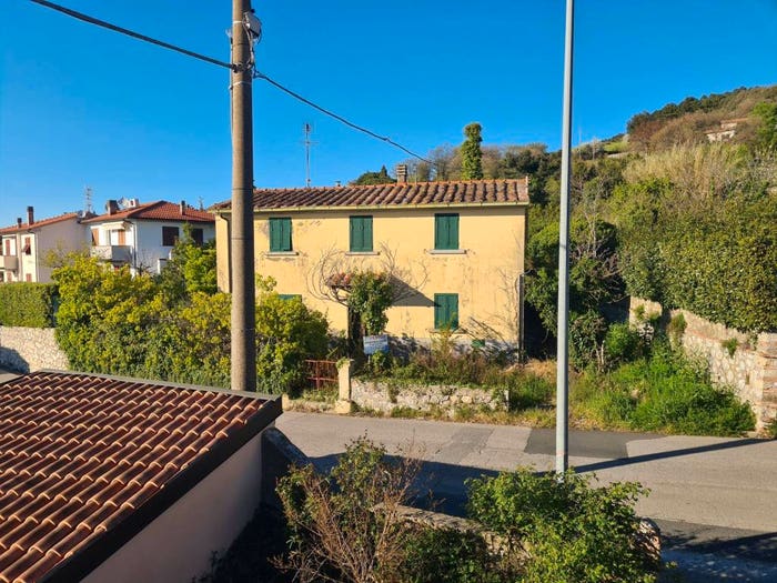 Casa con 5 locali in vendita in Via della Repubblica, Castellina Marittima