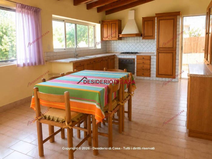Casa con 6 locali in vendita in Via Mattia Pascal, San Leone Villaseta Villaggio, Agrigento