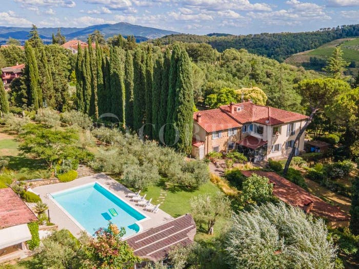 Casa con 6 locali in vendita in Indicatore, Arezzo