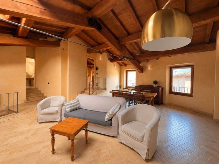 Casa con 6 locali in vendita in Piovere, Tignale