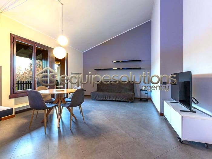 Appartamento trilocale in vendita in Viale Giulio Zavaritt, Gorle