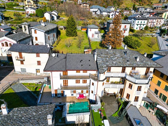 Appartamento trilocale in vendita in Via Giuseppe Garibaldi, Dazio
