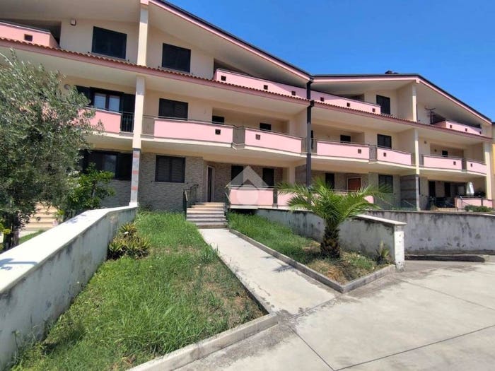 Casa quadrilocale in vendita in Via Appia, Santa Maria a Vico