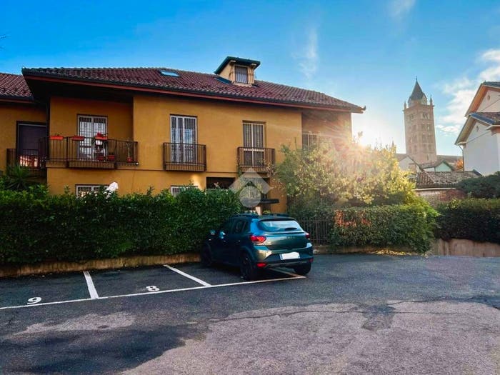 Casa con 5 locali in vendita in Via Cesare Balbo, Centro, Alba