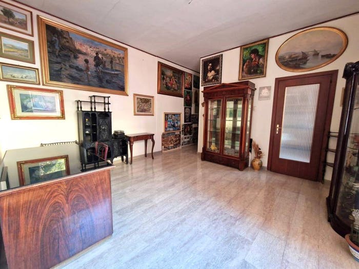 Appartamento trilocale in vendita in Via Toledo, Centro Storico, Napoli