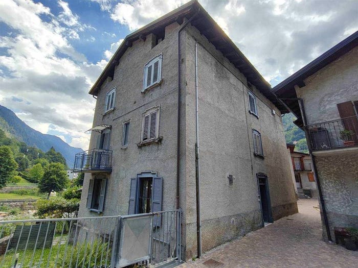 Appartamento bilocale in vendita in Branzi