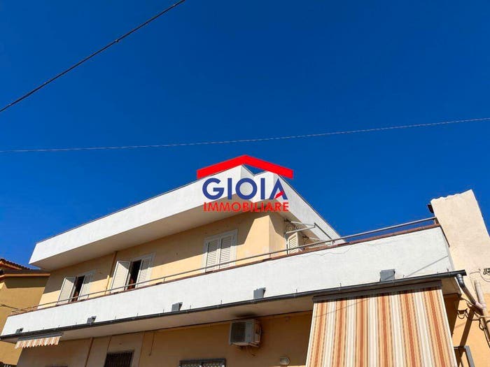 Appartamento quadrilocale in vendita in Via Palermo, Mondragone