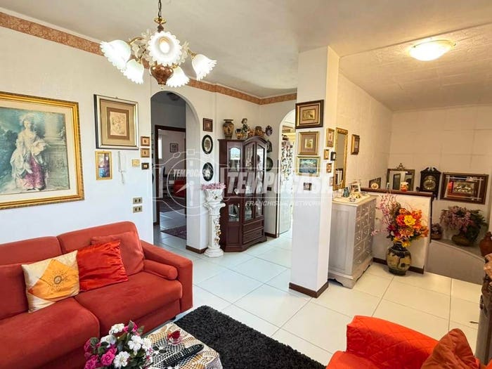 Appartamento trilocale in vendita in Via Pastrengo, San Bernardino, Legnano
