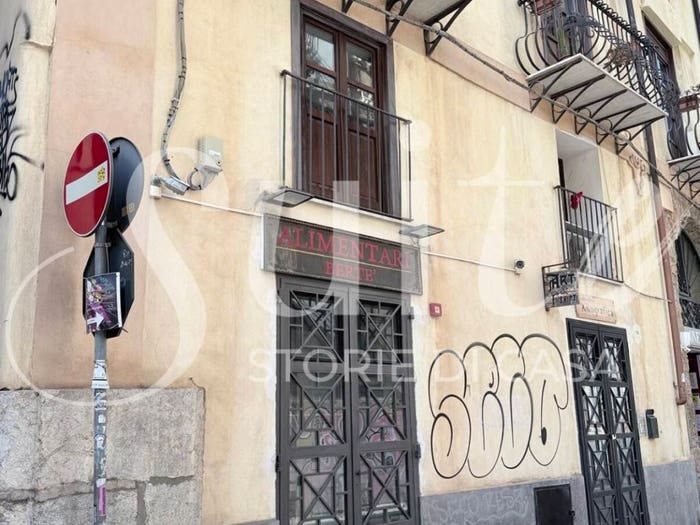 Appartamento bilocale in vendita in Via dei Credenzieri, Kalsa, Palermo