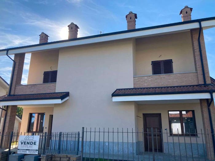 Casa con 6 locali in vendita in via Gianavello, Luserna San Giovanni