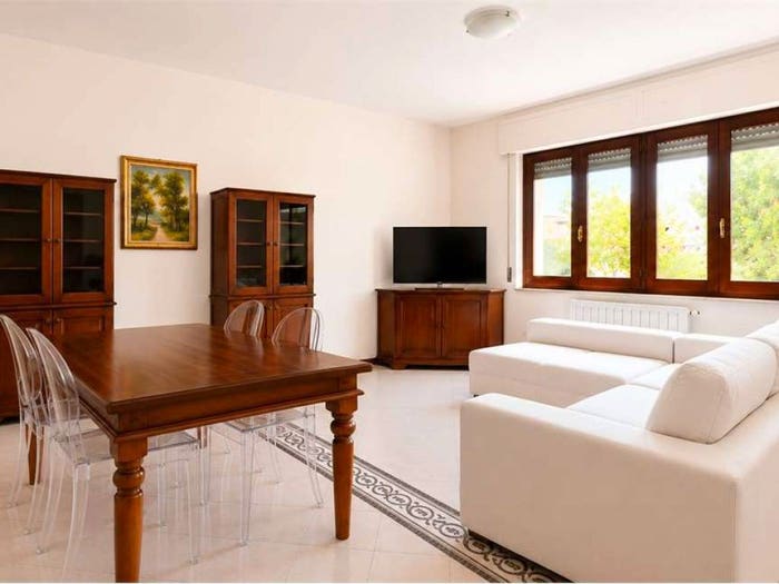 Appartamento quadrilocale in vendita in via cagliari, Centro, Oristano
