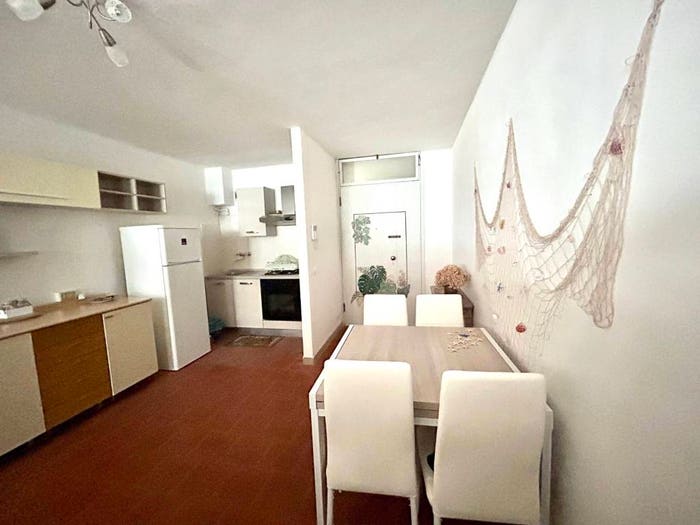 Appartamento monolocale in vendita in Piazza Nazioni Unite, Marina di Carrara, Carrara