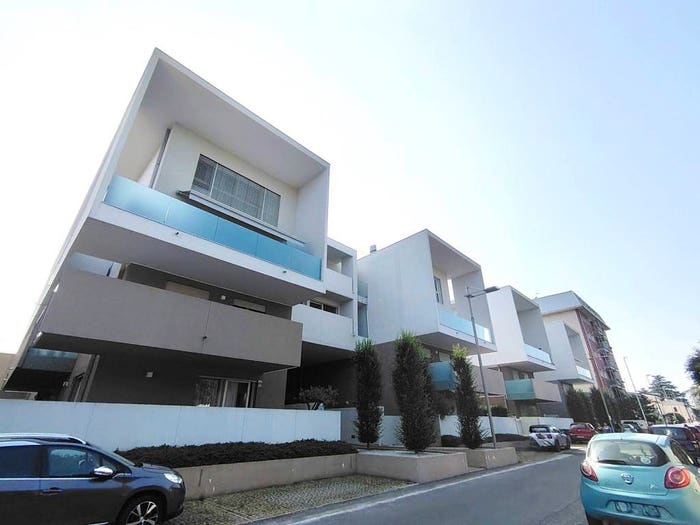 Appartamento trilocale in vendita in Viale Trieste, Barlassina