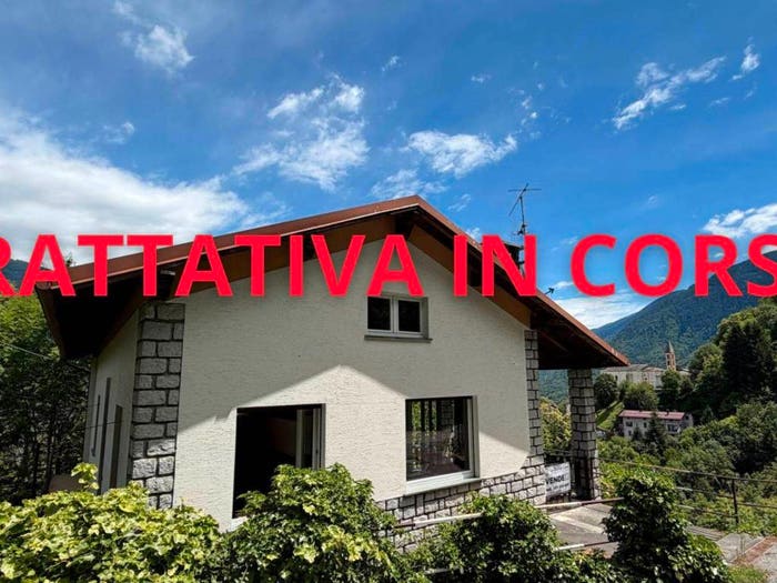 Casa con 6 locali in vendita in Via Piazza Roma, Castello dell'Acqua