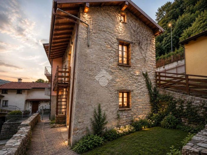 Casa bilocale in vendita in Via Precornelli, Centro, Palazzago