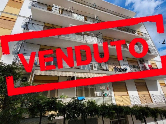 Appartamento trilocale in vendita in Via Dei Cherubini, Provinciale, Messina