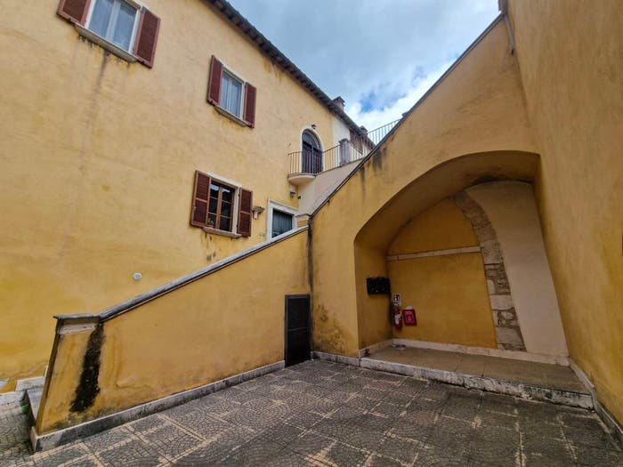 Appartamento con 5 locali in vendita in Via Garibaldi, Centro, Amelia