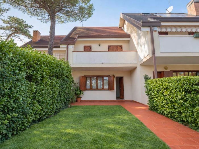 Casa in vendita in Corso delle Nazioni, Centro, Lignano Sabbiadoro