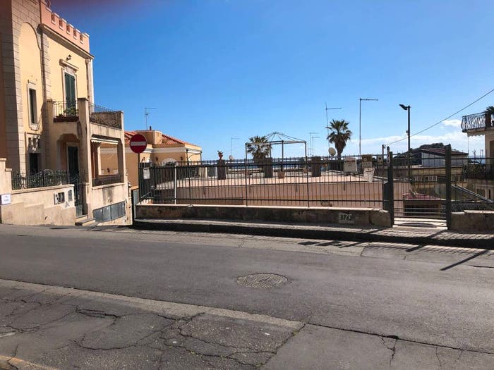 Appartamento bilocale in vendita in Via Provinciale, Aci Trezza, Aci Castello