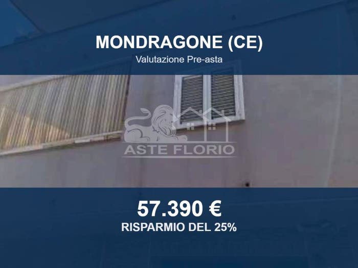 Appartamento con 6 locali in vendita in Via Marcello Biagio Greco, Mondragone