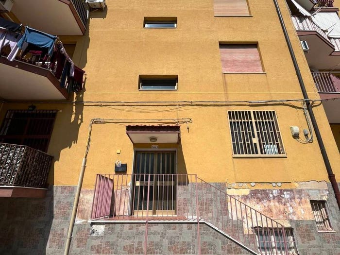 Appartamento con 5 locali in vendita in Via Antonio Pacinotti, Garibaldi Nesima, Catania
